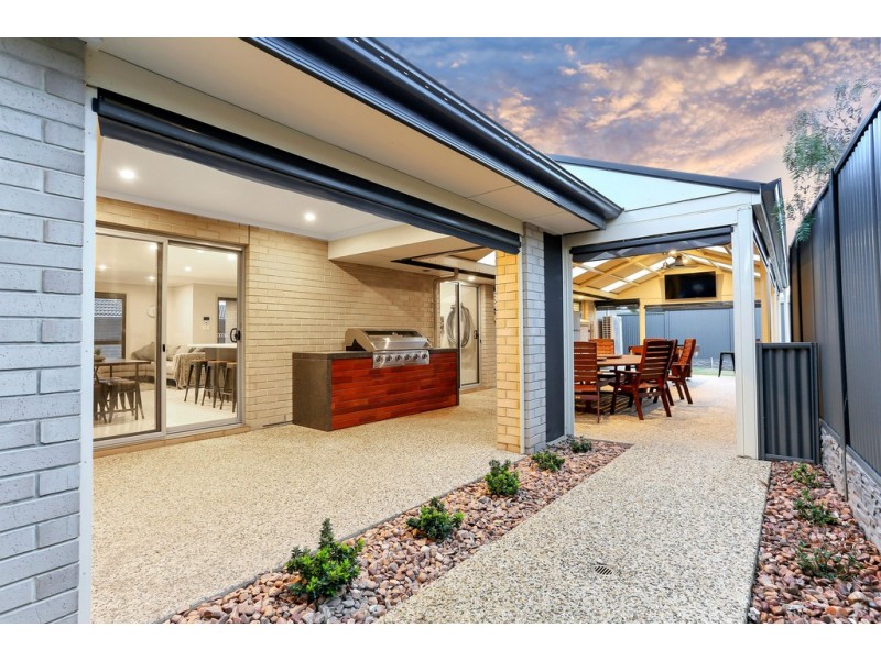 18a Kantalpa Grove, Morphett Vale SA 5162