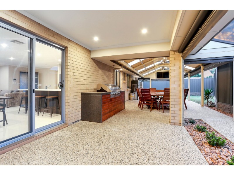 18a Kantalpa Grove, Morphett Vale SA 5162