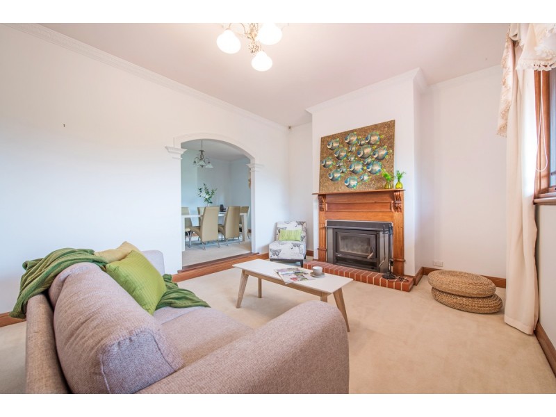 39 Craigburn Drive, Flagstaff Hill SA 5159