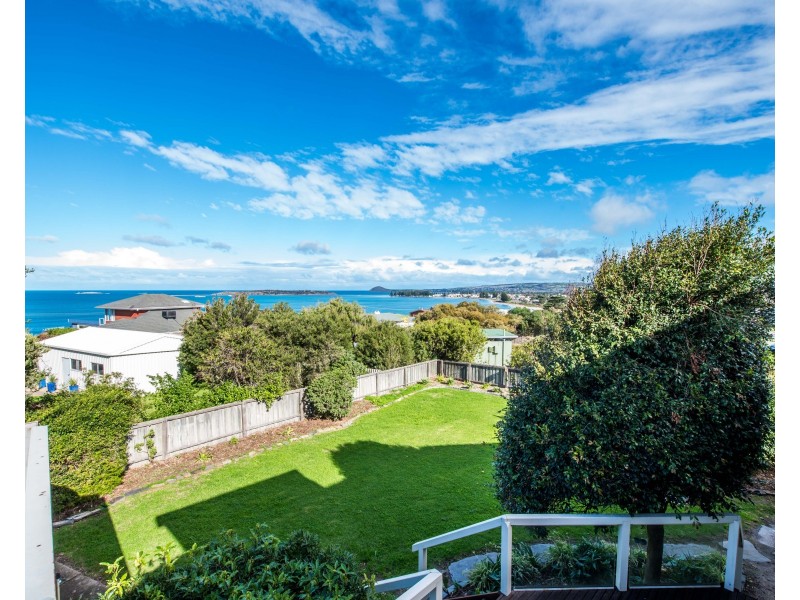 18 View Road, Mccracken SA 5211