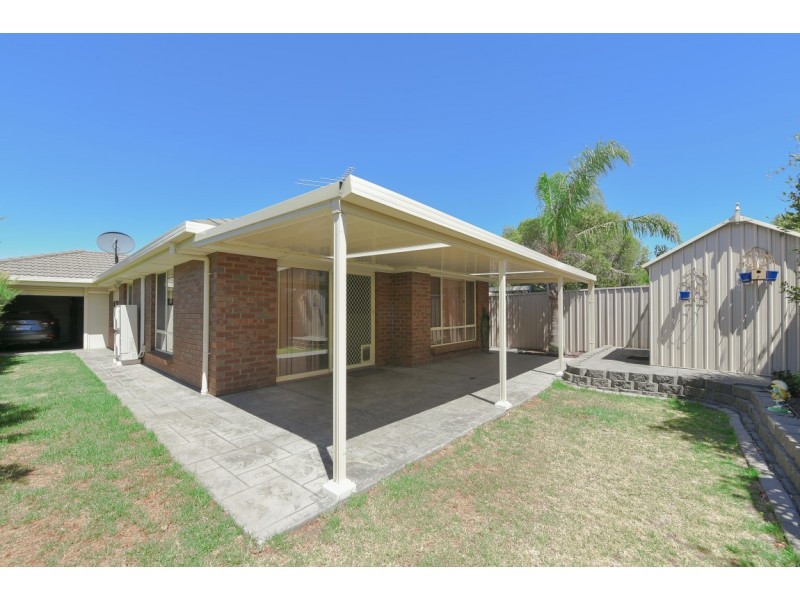 44 Brooks Circuit, Woodcroft SA 5162