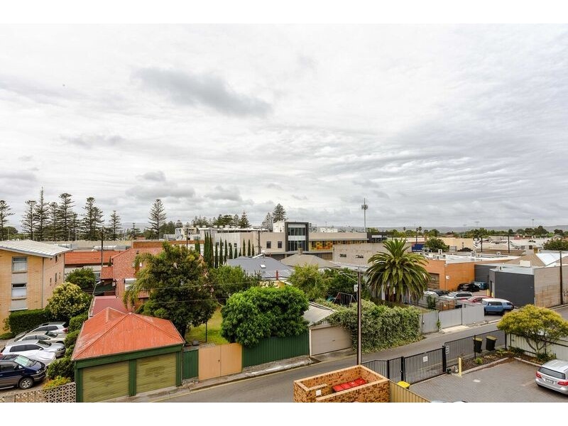 19/10 Gordon Street, Glenelg SA 5045