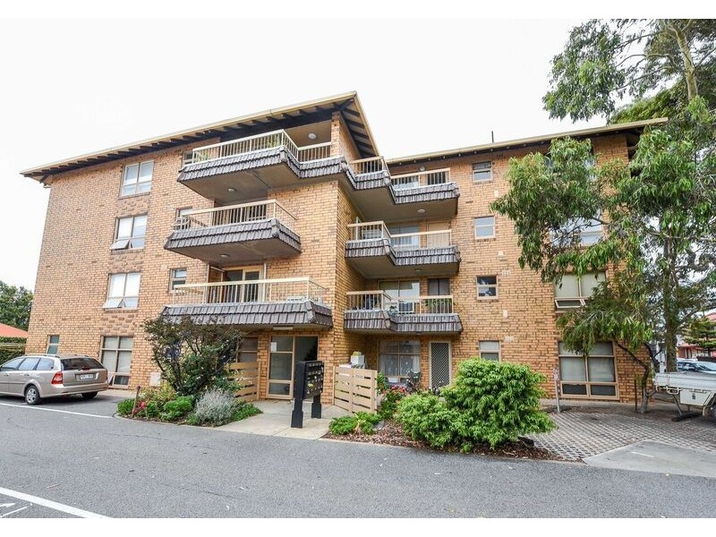 19/10 Gordon Street, Glenelg SA 5045