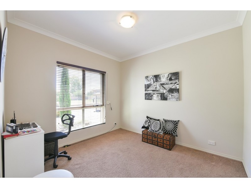 63 Johnstone Road, Oaklands Park SA 5046