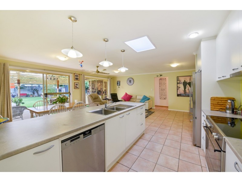 21 Seaview Street, Aldinga Beach SA 5173