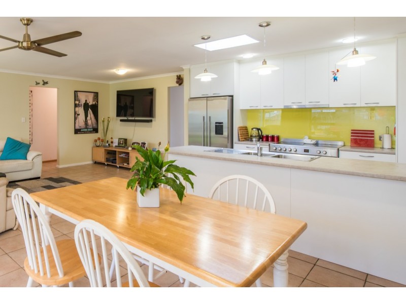 21 Seaview Street, Aldinga Beach SA 5173