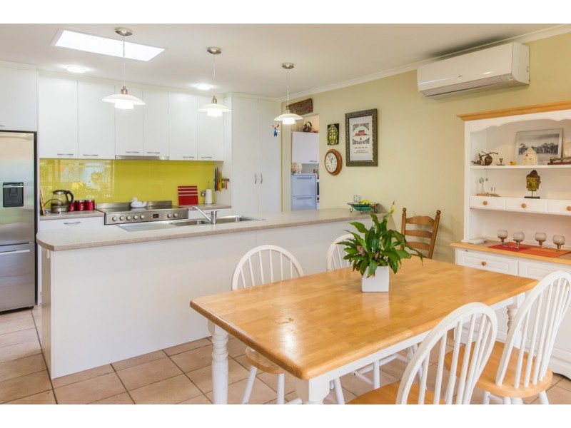 21 Seaview Street, Aldinga Beach SA 5173