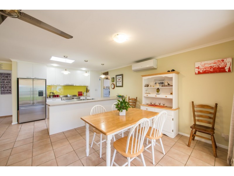 21 Seaview Street, Aldinga Beach SA 5173