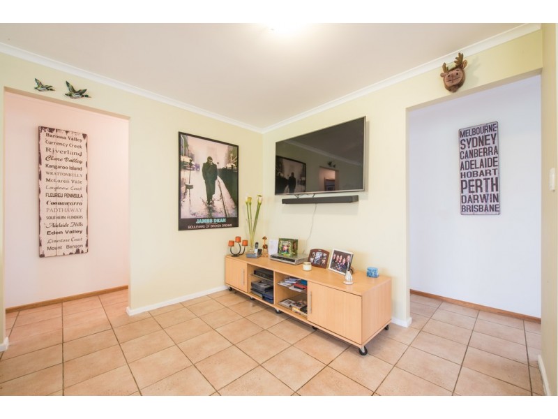21 Seaview Street, Aldinga Beach SA 5173