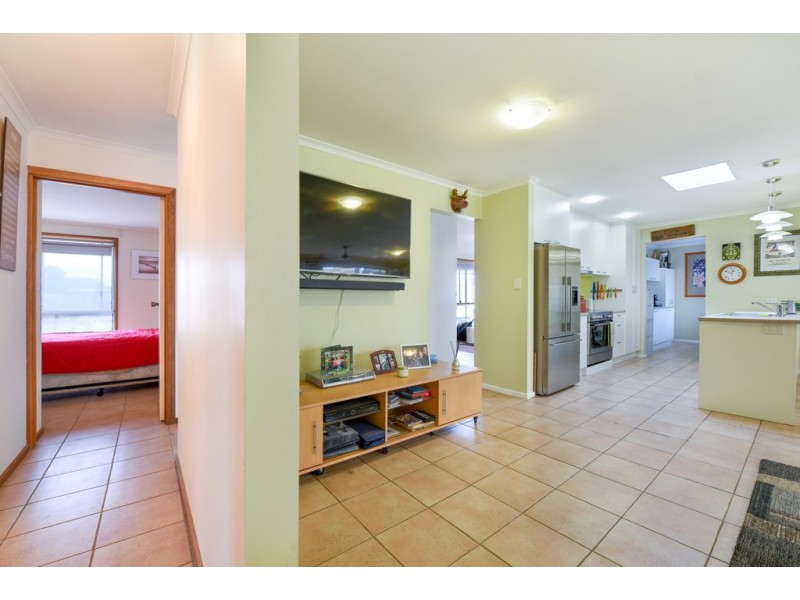 21 Seaview Street, Aldinga Beach SA 5173