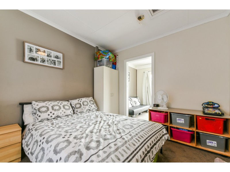 48 Jeanette Crescent, Aberfoyle Park SA 5159