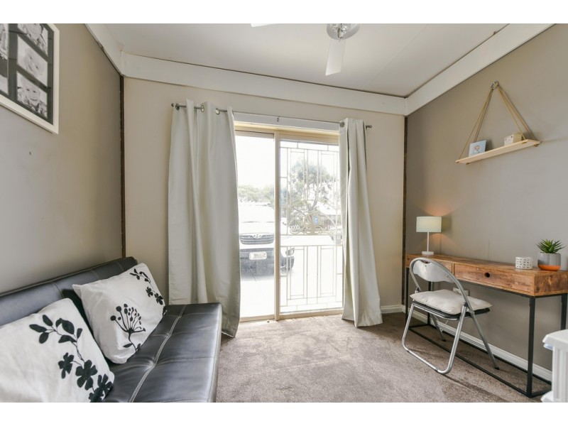 48 Jeanette Crescent, Aberfoyle Park SA 5159