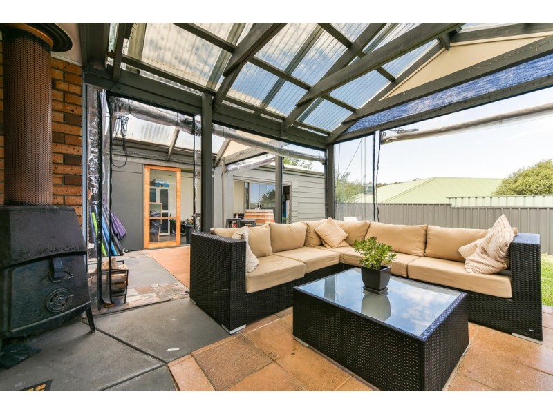 48 Jeanette Crescent, Aberfoyle Park SA 5159