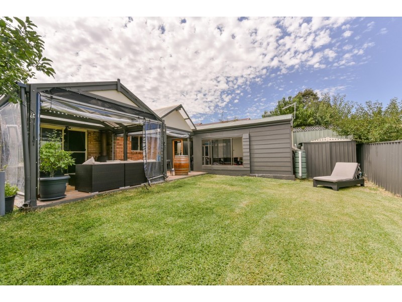 48 Jeanette Crescent, Aberfoyle Park SA 5159