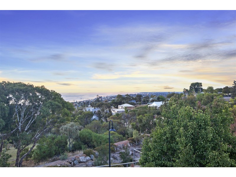 28 Mariner Avenue, Seacliff Park SA 5049