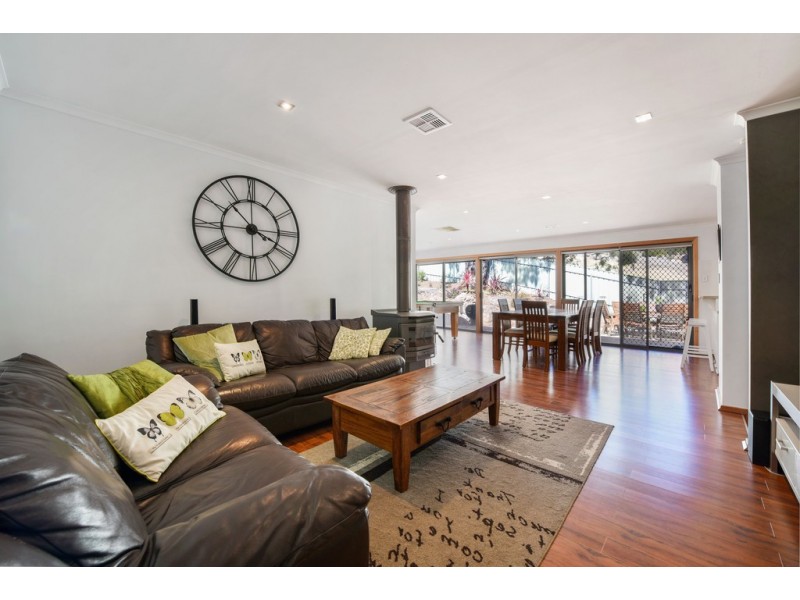 45 The Oaks Parade, Aberfoyle Park SA 5159