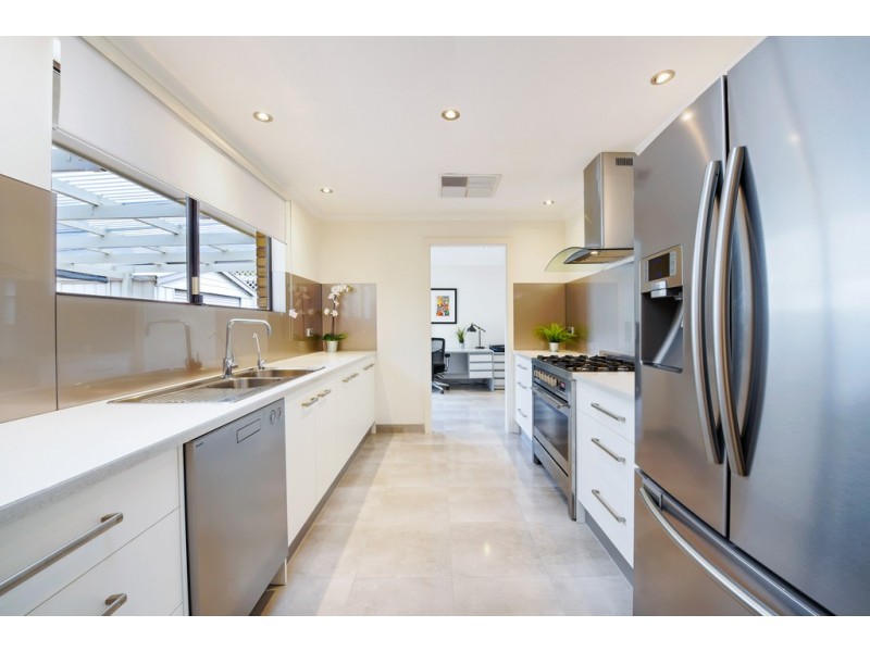 37 Heysen Drive, Sheidow Park SA 5158