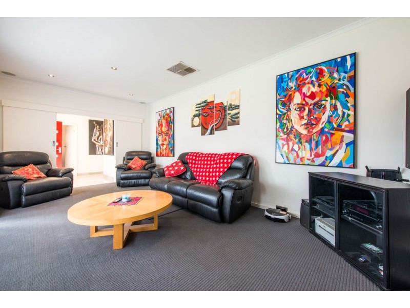 37 Heysen Drive, Sheidow Park SA 5158