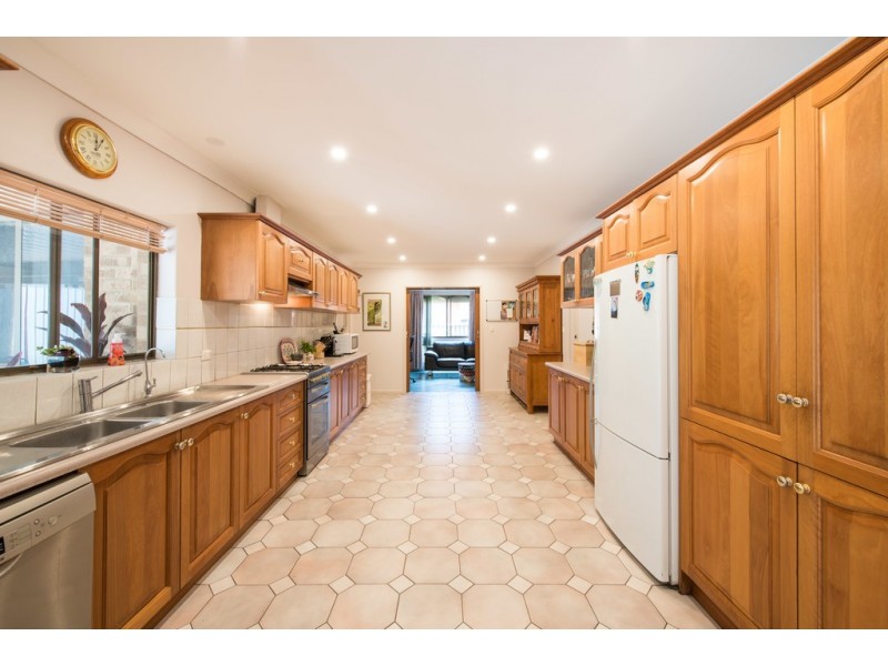 40 Masters Avenue, Marion SA 5043