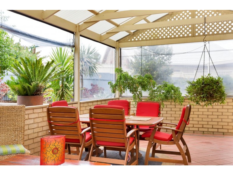 16 Old Honeypot Road, Port Noarlunga SA 5167