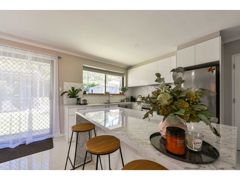 22 Summerford Ave, Aberfoyle Park SA 5159