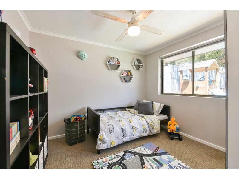 22 Summerford Ave, Aberfoyle Park SA 5159