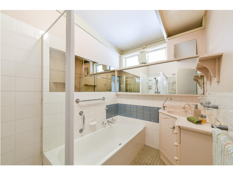 9 Acacia Road, Morphett Vale SA 5162