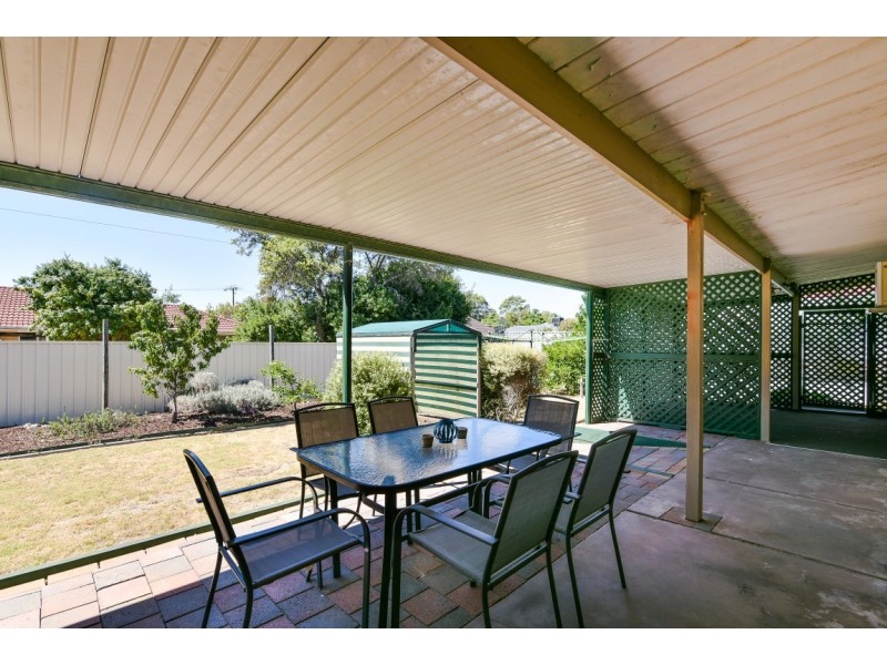 9 Acacia Road, Morphett Vale SA 5162