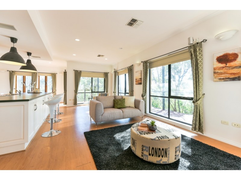 3 Greenville Close, Aberfoyle Park SA 5159