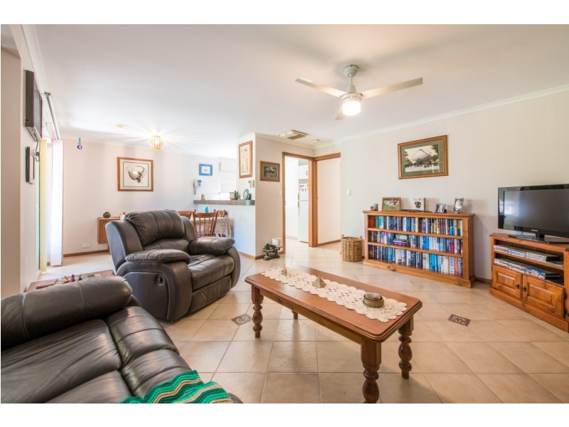 24 Wylie Court, Woodcroft SA 5162