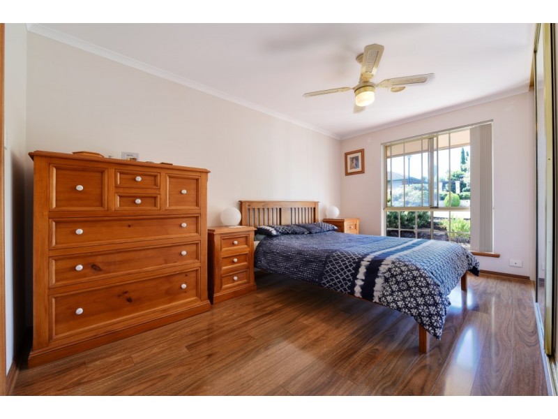 24 Wylie Court, Woodcroft SA 5162