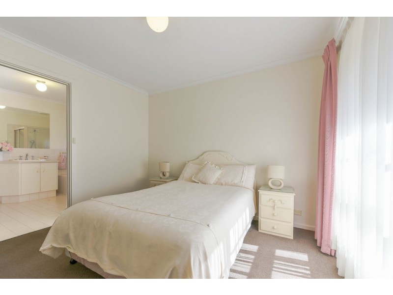 10/138 Reynell Road, Woodcroft SA 5162