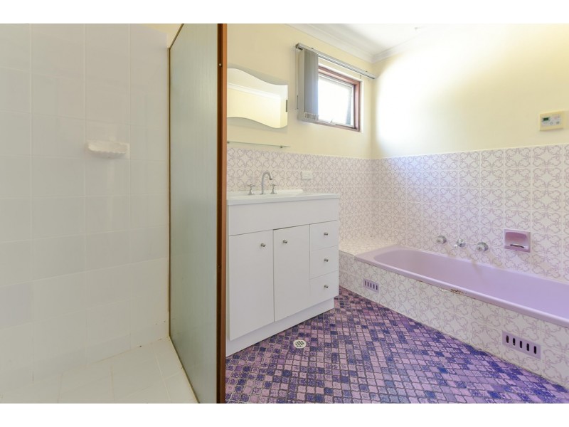 4 Mellors Avenue, O’halloran Hill SA 5158