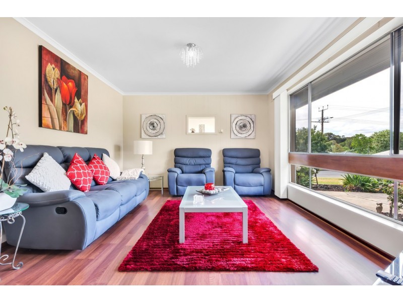 2 Glenburnie Street, Happy Valley SA 5159