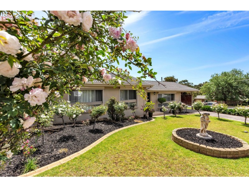 2 Glenburnie Street, Happy Valley SA 5159