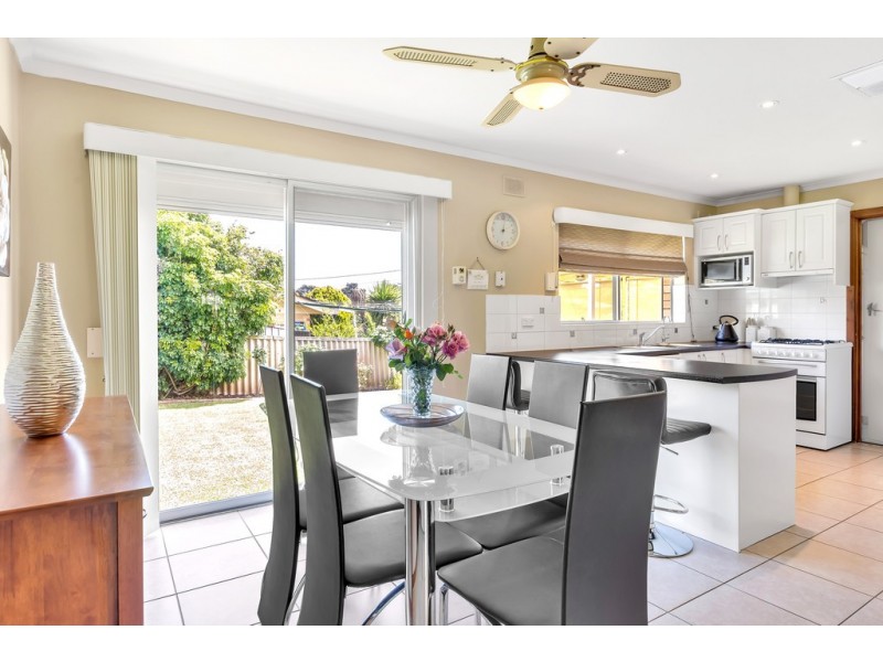 2 Glenburnie Street, Happy Valley SA 5159