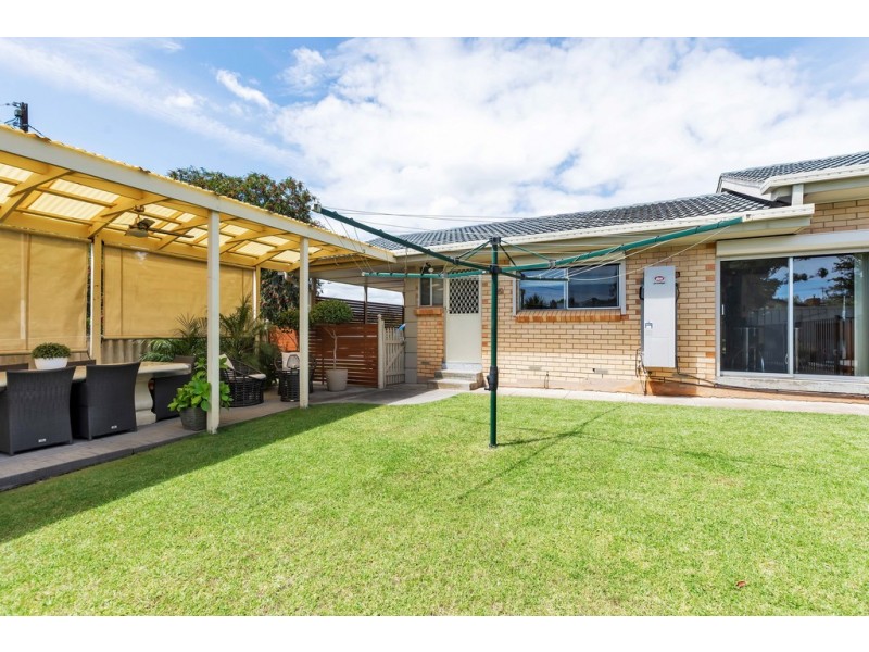 2 Glenburnie Street, Happy Valley SA 5159