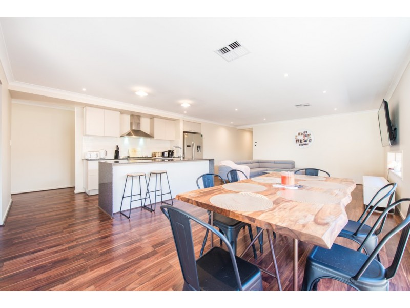 16 Baanga Road, Morphett Vale SA 5162