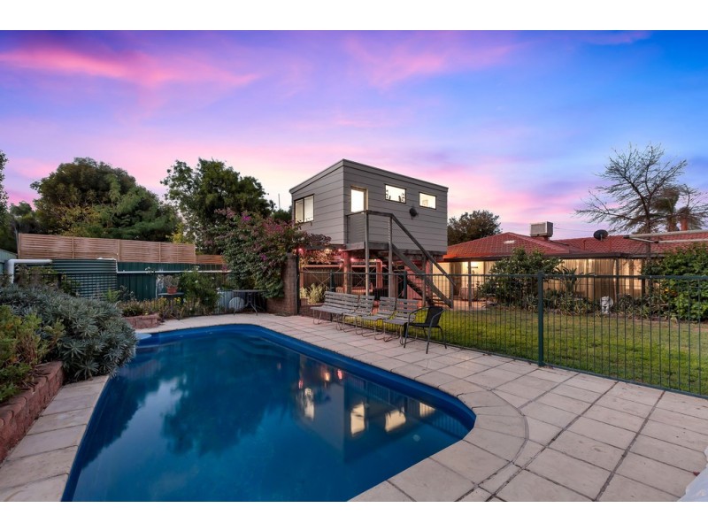 18 Sunnyside Avenue, Maslin Beach SA 5170