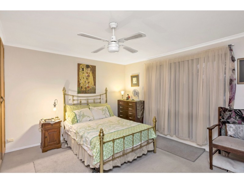 18 Sunnyside Avenue, Maslin Beach SA 5170