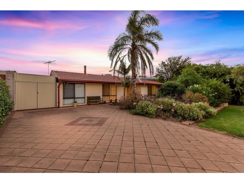 18 Sunnyside Avenue, Maslin Beach SA 5170