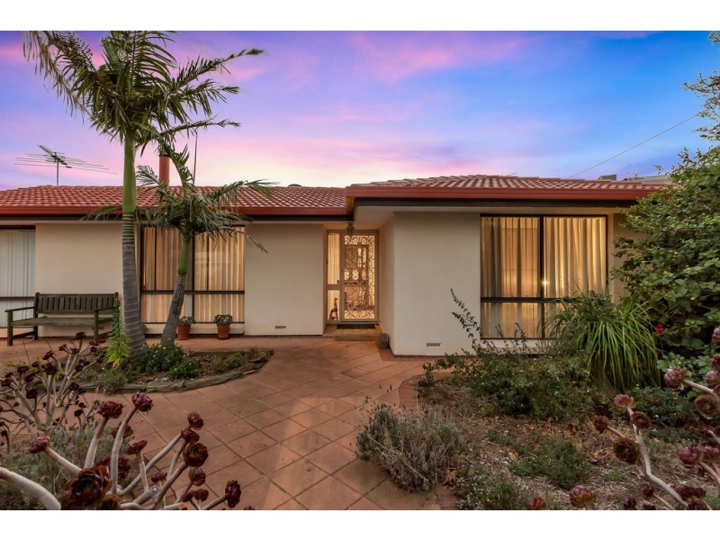 18 Sunnyside Avenue, Maslin Beach SA 5170