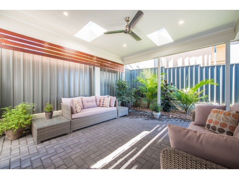 1 Finch Avenue, Old Reynella SA 5161