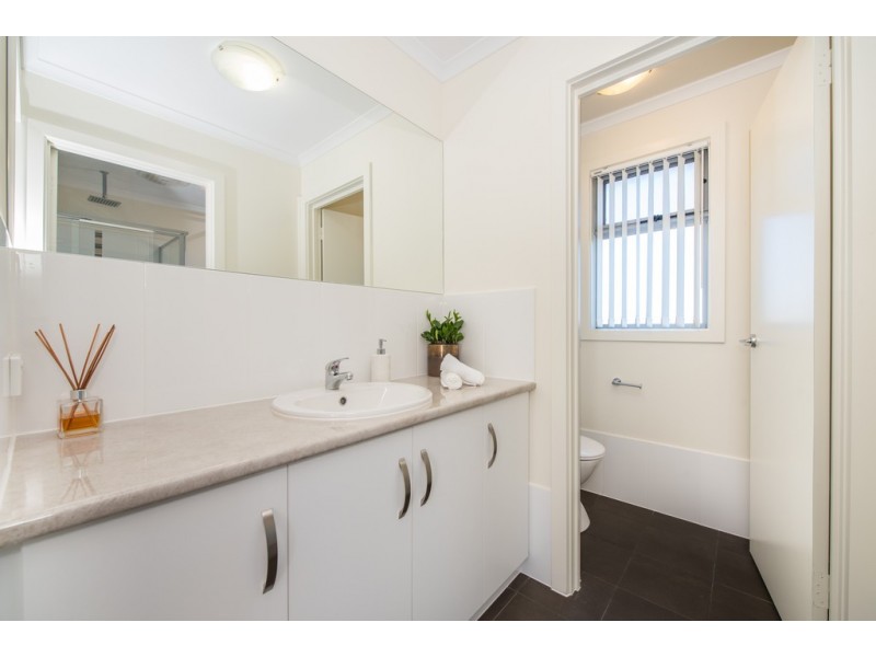 1 Finch Avenue, Old Reynella SA 5161