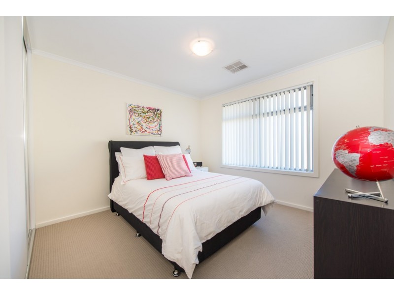 1 Finch Avenue, Old Reynella SA 5161