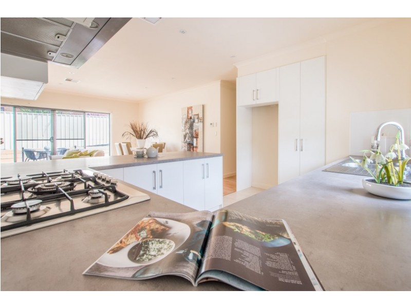 142b Reynell Road, Woodcroft SA 5162