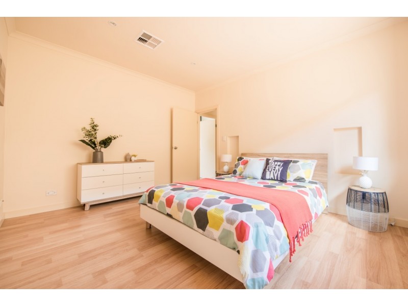 142b Reynell Road, Woodcroft SA 5162