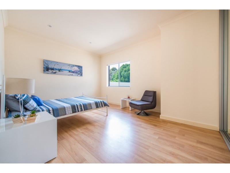142b Reynell Road, Woodcroft SA 5162