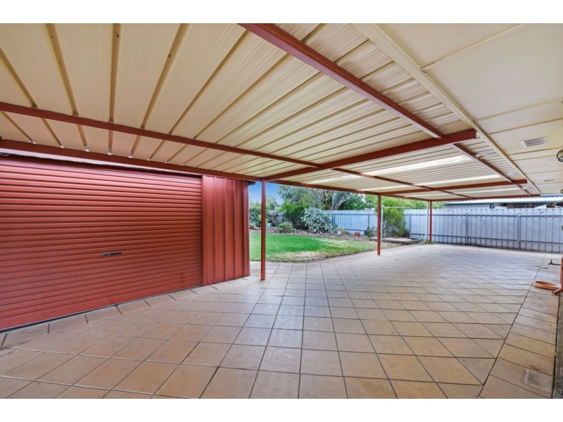 22 Marston Drive, Morphett Vale SA 5162