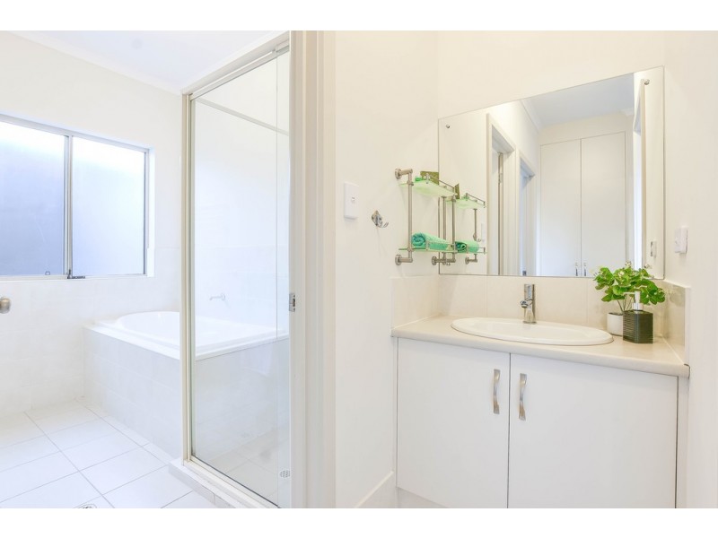 20 Chardonnay Blvd, Reynella SA 5161